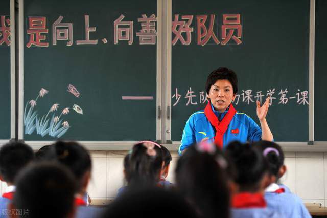 啥？杨华明听到这话，脸上的笑容顿时就没了